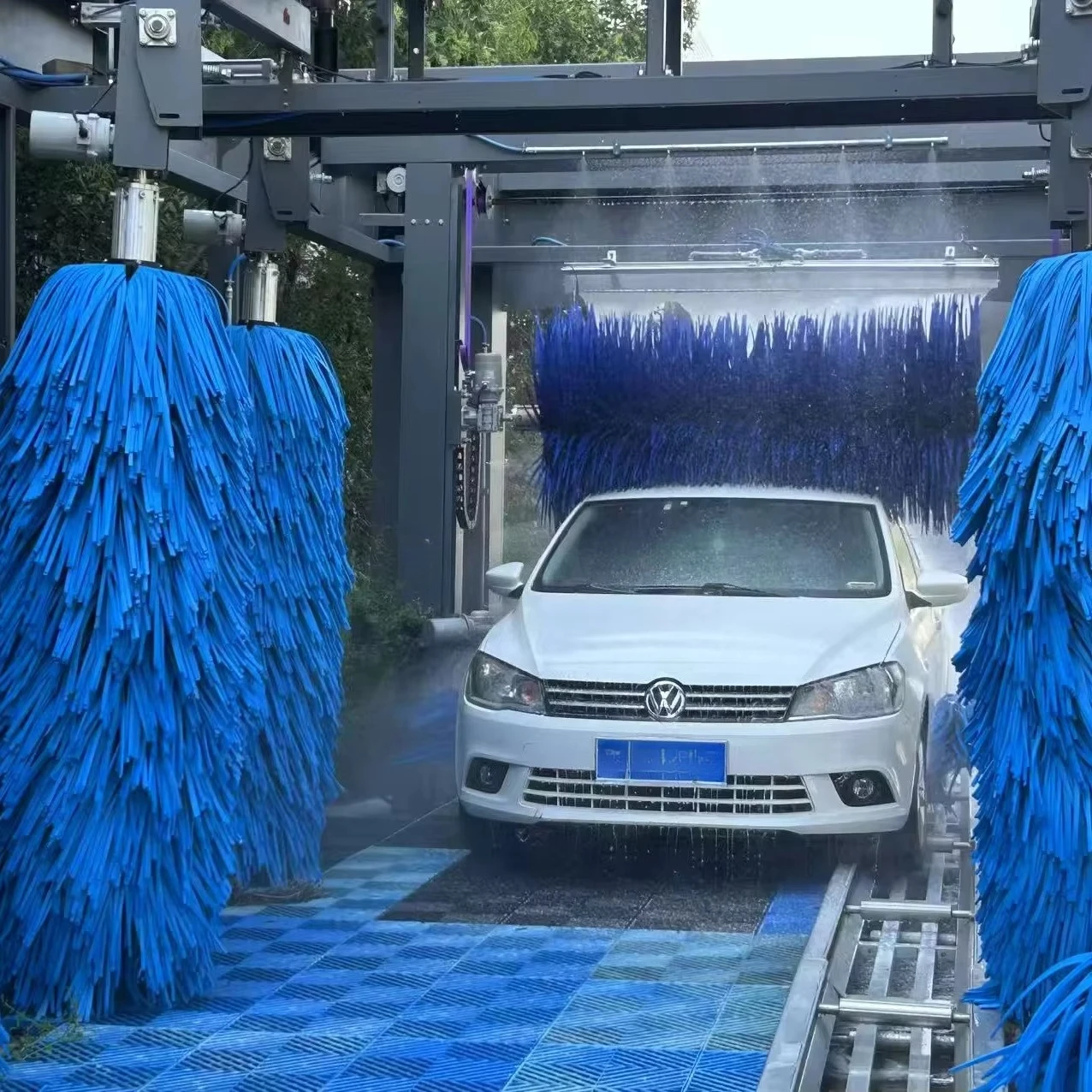 Adaptive Brush Automatic Car Wash System Smart Tunnel Car Wash with Contour Following Brushes for All Vehicle Shapes