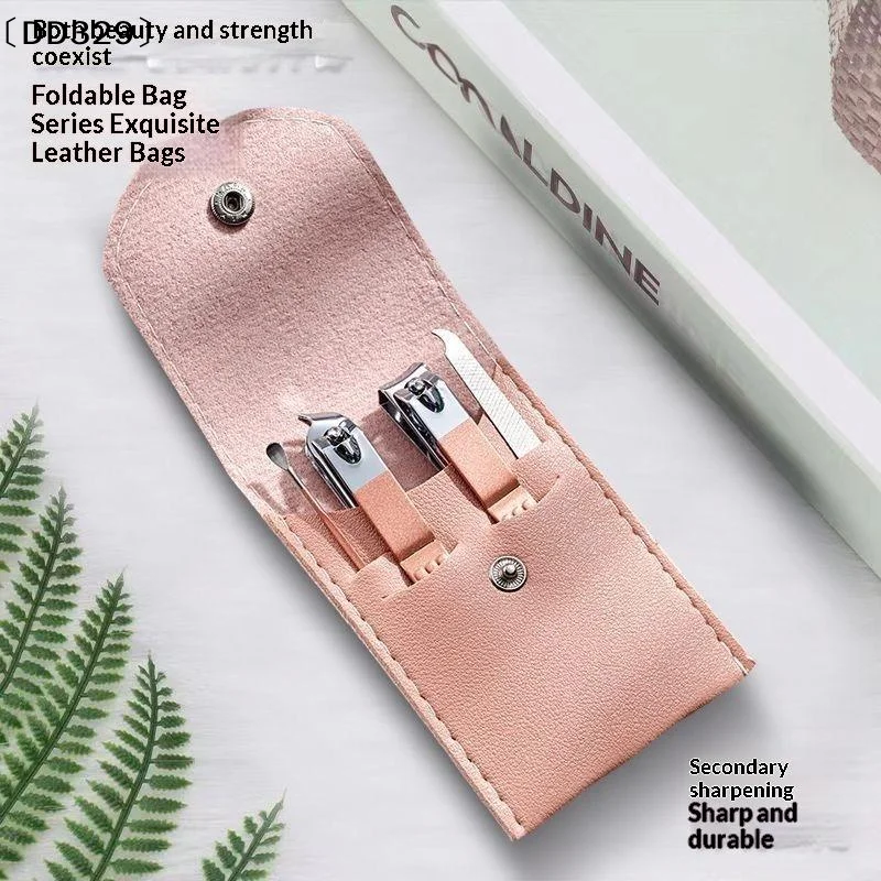 4Pcs Stainless Steel Nail Clippers Manicure Set Manicure Tool  Diagonal Nail Clippers Ear Digging Spoon Set Manicure Kit〔DD329〕