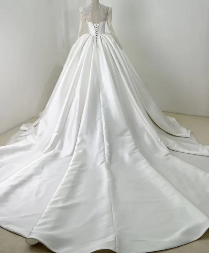 Flavinke Customized Elegant wedding dresses V-neck lace Satin long-sleeved Women's wedding Brides dresses Gown Vestido de novia