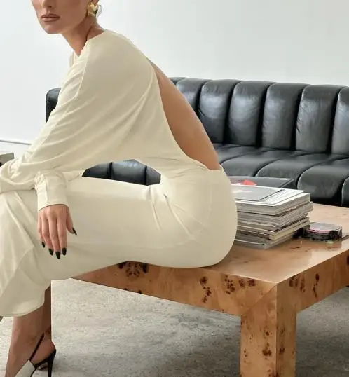 Robe élégante et Simple pour femmes, dos découpé, manches longues, col rond, longueur mi-longue, robe moulante aux hanches