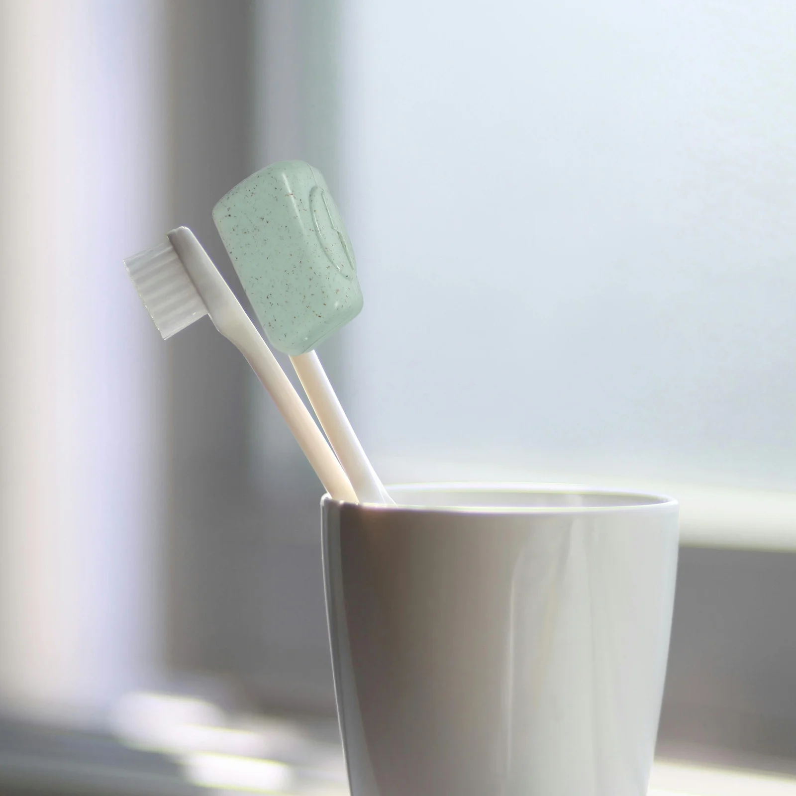 

4Pcs Toothbrush Cover Durable Material Can Be Opened Closed Perfect for Travel Outdoor Convenience Toothbrush Cover