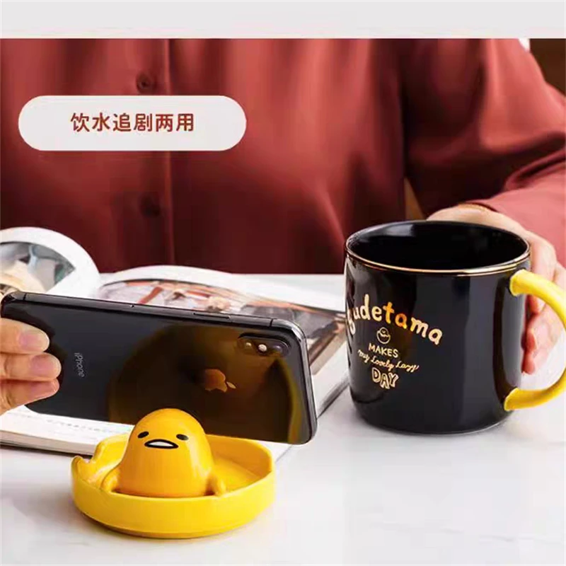 Gudetama Dooier Mok Gift Action Figure Poppen Speelgoed Lui Eierdopje ongeveer 320 ml Mok Verjaardagscadeau voor kinderen Leuke Gudetama Cup