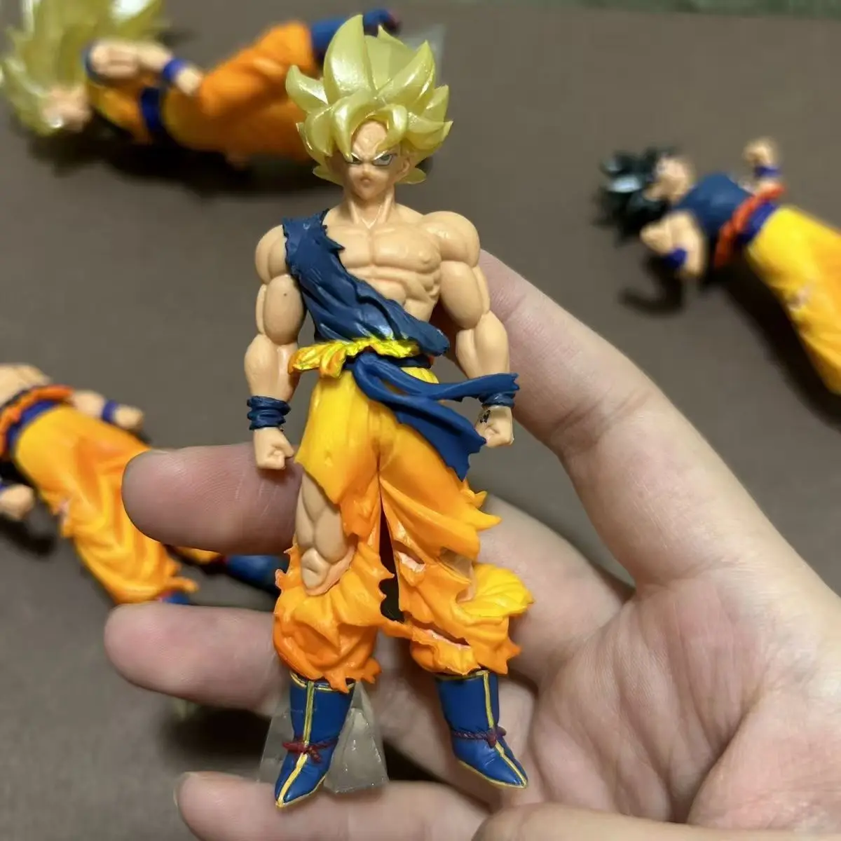 Bandai – figurine originale Dragon Ball Son Goku, Super Saiyan, modèle de Collection de statues, ornements de décoration, jouets cadeaux