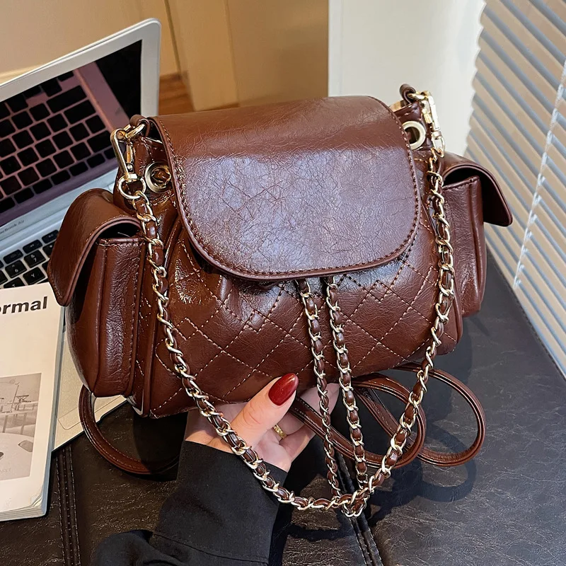 

2025 Niche Chain Strap Bag, Luxe Crossbody Purse, Women's Chic Shoulder Tote, Minimalist Day to Night Bag, Textured Top Handle