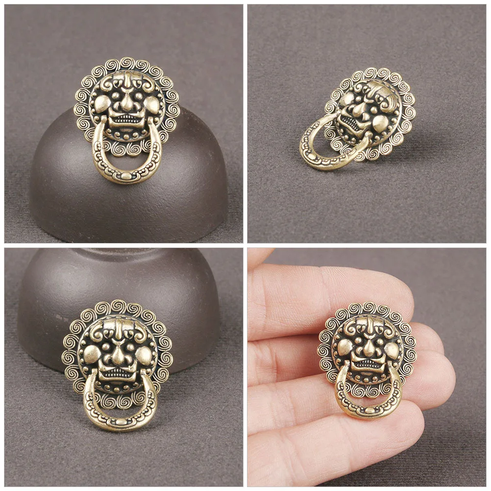 

2Pcs Lion Head Metal Luggage Buckles Vintage Chinese Style Lightweight Suitcase Buttons for DIY Decor Lion Head Luggage Buckles
