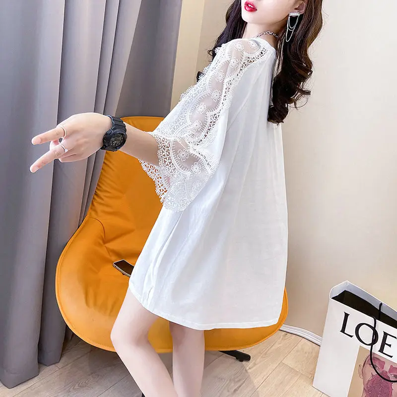 Korean Letter Printed Spliced T-shirt Summer New O-Neck Casual Fashion Lace Female Clothing Loose Commute Short Sleeve Pullovers