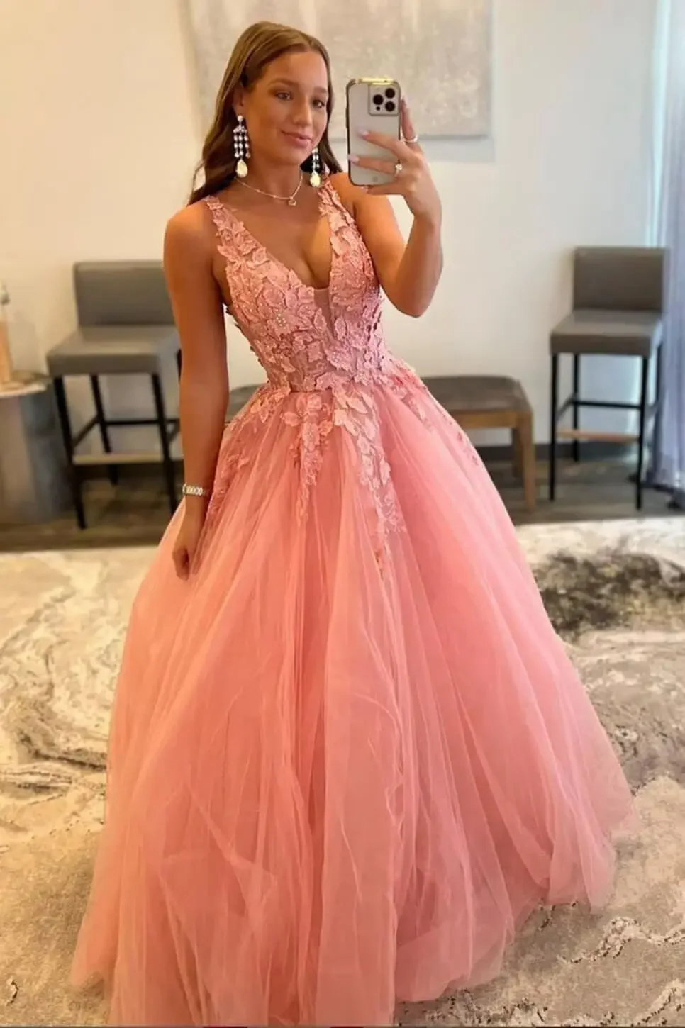 

Long Formal Evening Gowns with 3D Flower Tulle Prom Dresses for Women V Neck Applique Ball Gowns for Teens Women's