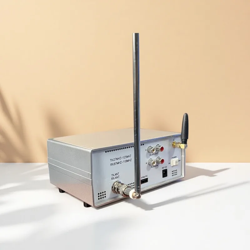 27MHZ-125MHZ FM transmitter FM radio USB computer sound card Bluetooth music player