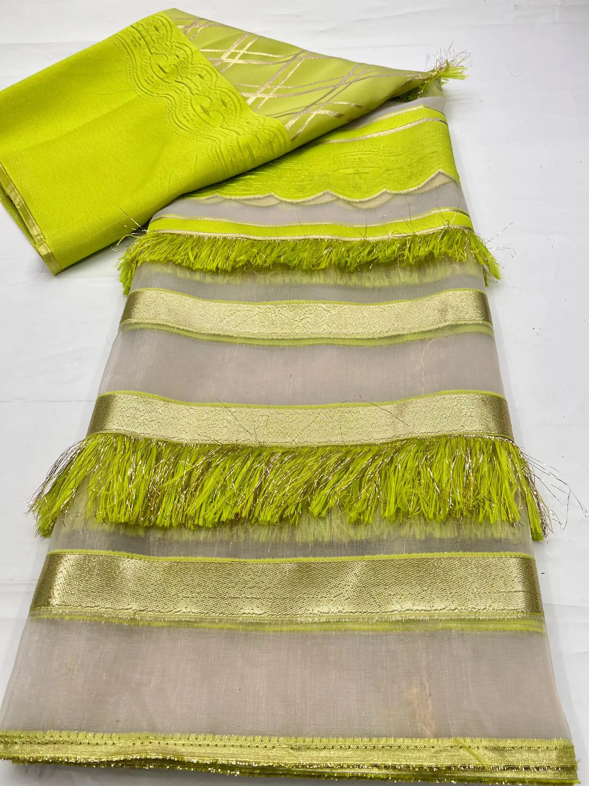 2026 Newest French Jacquard Organza Lace Fabric High Quality African 3D Tassels Jacquard Lace Fabric Embroidery Lace for Dresses