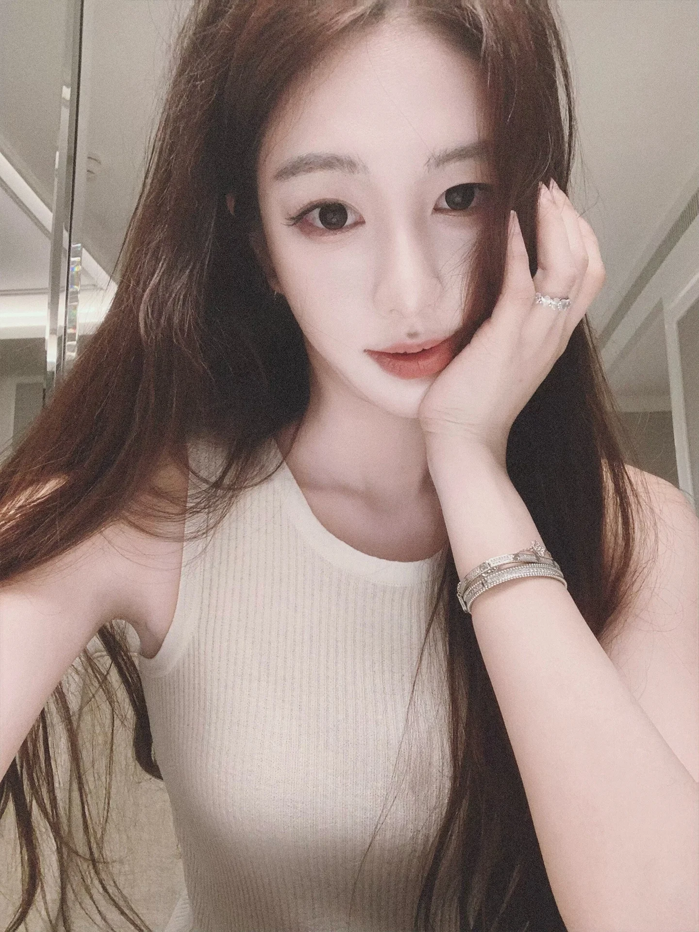 

Black White Embroidered Slim Fit Knitted Vest Women's Sleeveless Strapless Tank Top Casual Fashion Inner Wear round Neck