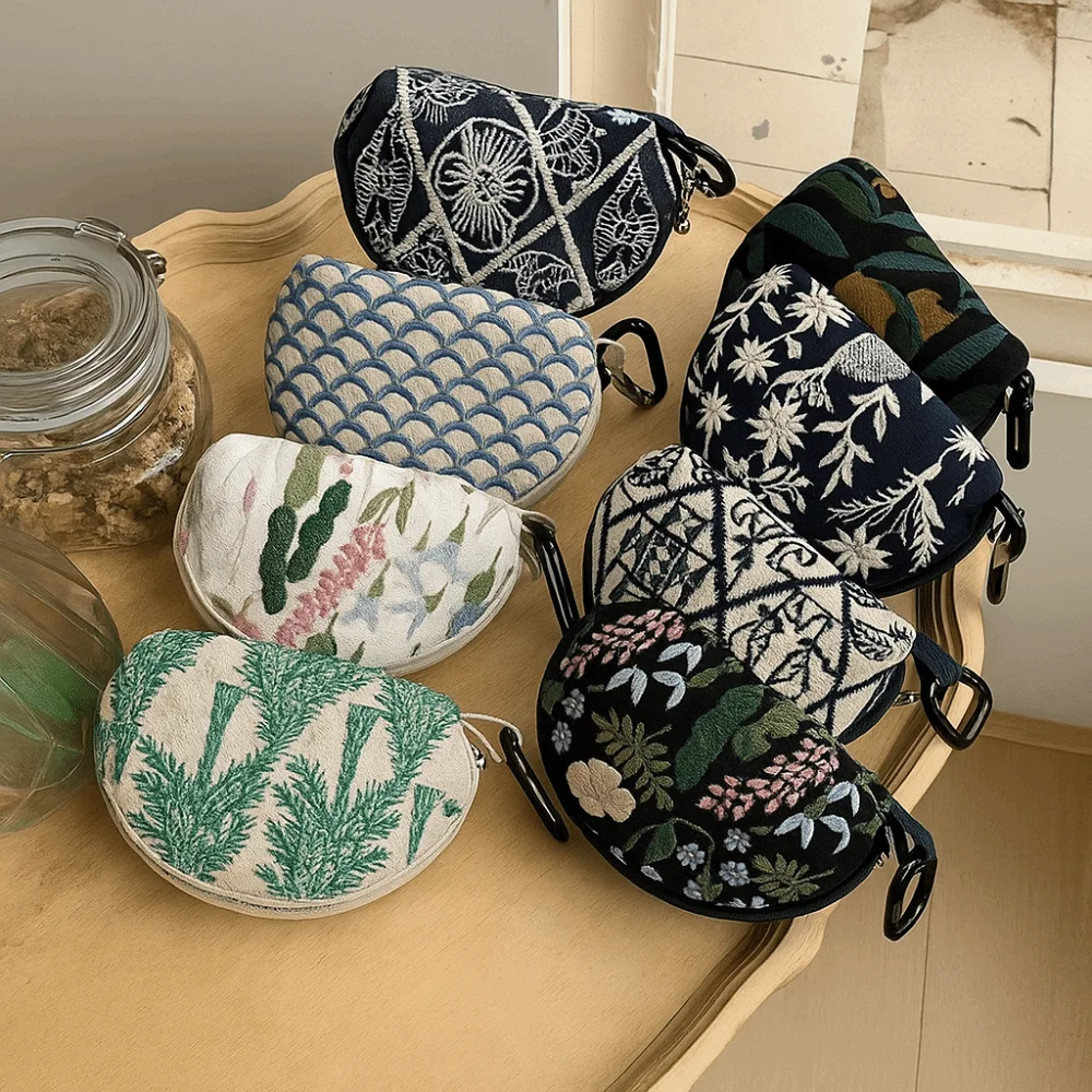 

Cute Embroidery Storage Bag Cotton Linen Korean Style Ethnic Style Coin Purse Keychain Zipper Pouch Small Cosmetic Bag Student