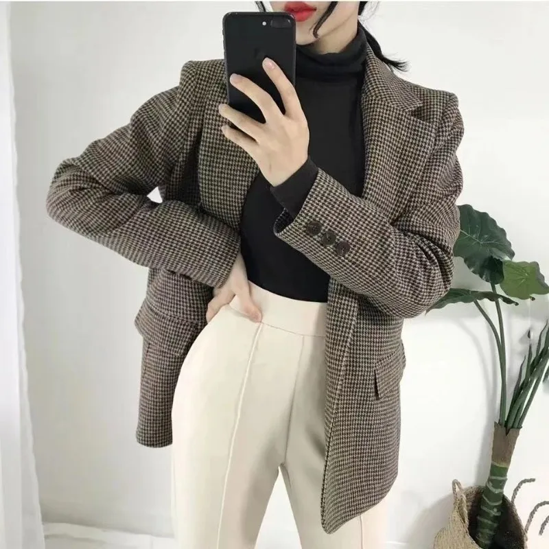 Chaqueta holgada de manga larga para mujer, traje Retro versátil con bolsillos y botones a cuadros, solapa elegante, nueva moda, otoño e invierno, 2023