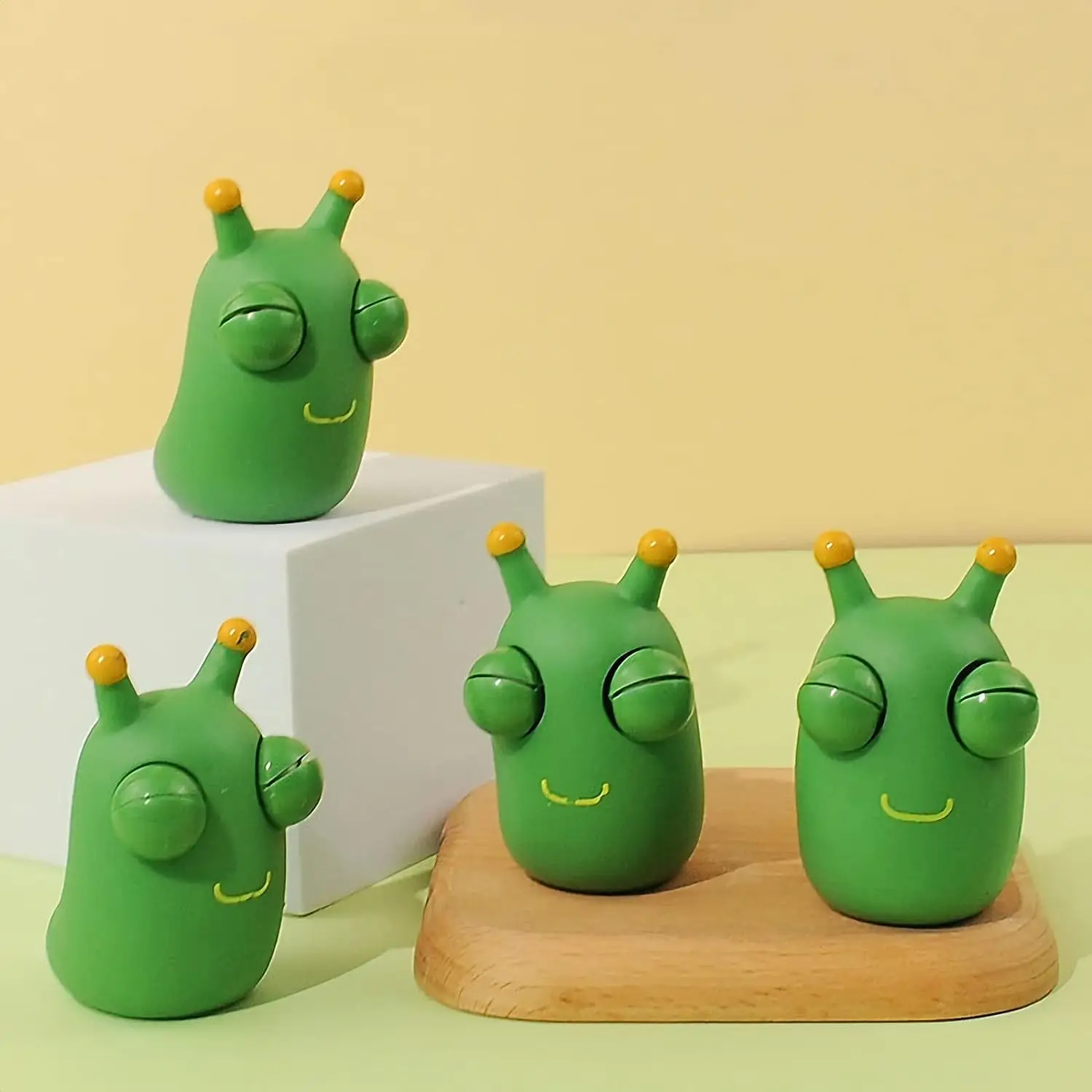 

Small vegetable worms, explosive eyes, decompression toys, pinching, squeezing, staring, funny, venting