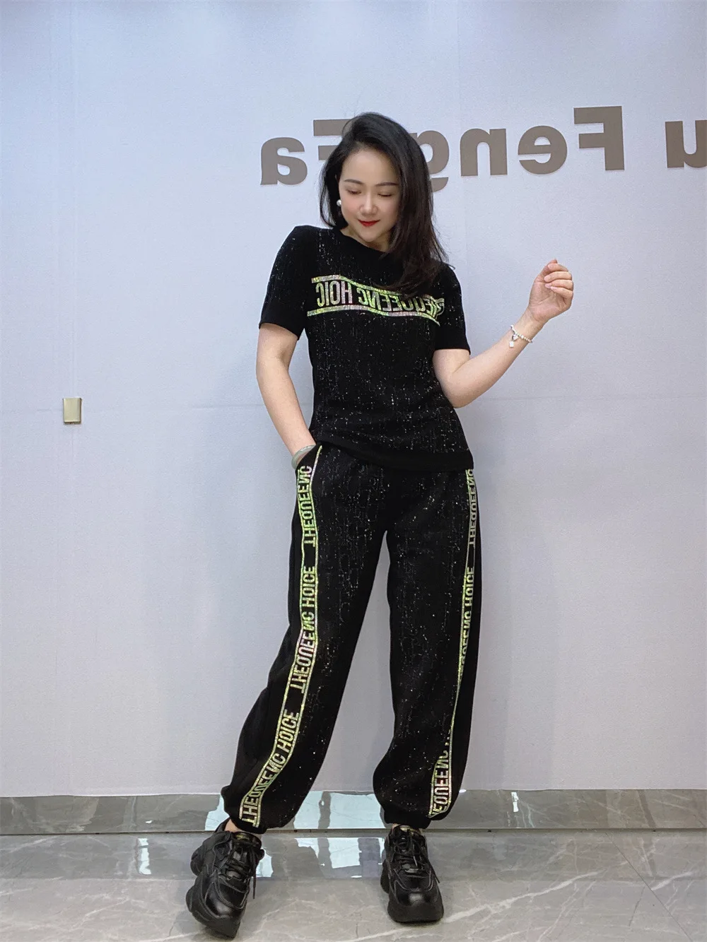 Women 2PCS Knitted Matching Set Women Cartoon Hot Diamond Tracksuit Summer Casual Loose Sports Kit Two piece Set