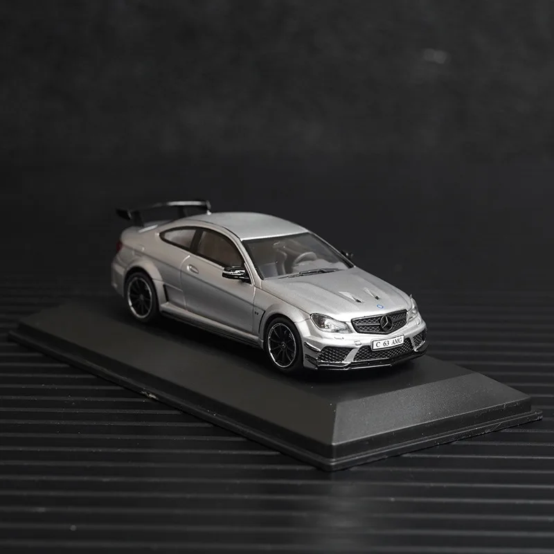 1:43 Scale C63 AMG 2011 Alloy Car Model Decoration Collection Ornaments