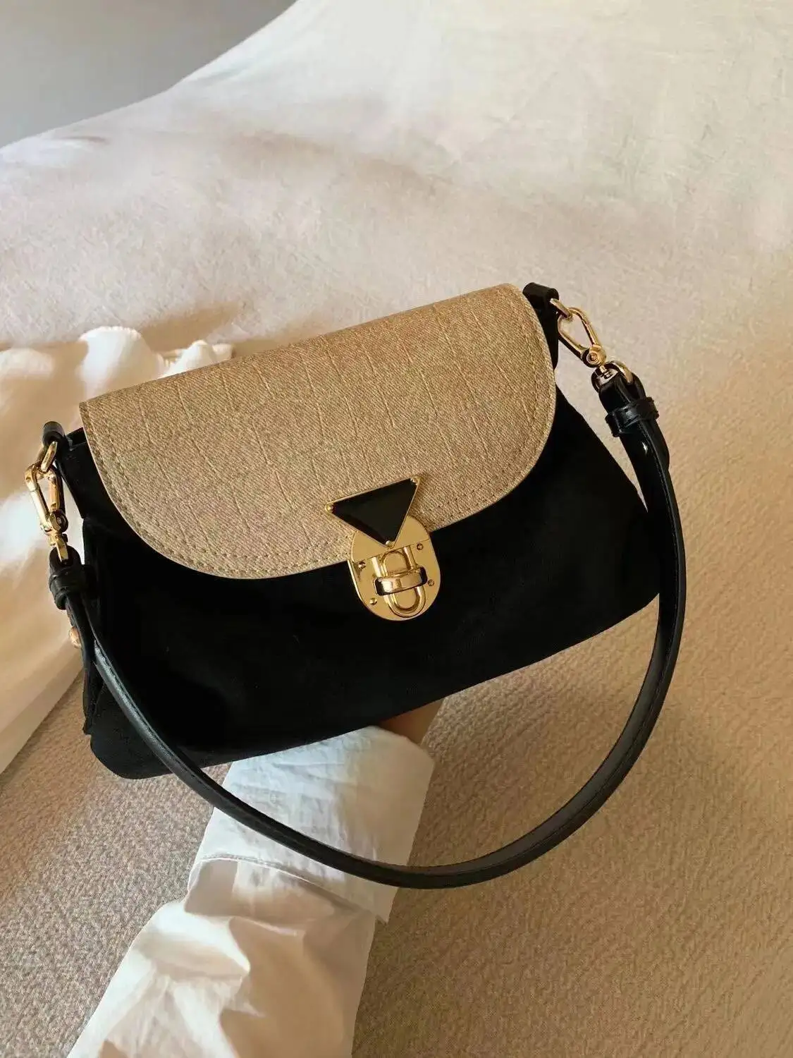 Bloom Elegant Casual Crossbody Wallet Women New Versatile Hot Girls Shoulder Bags Ladies Vintage Handbag Bolsos De Mujer