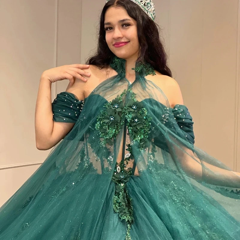 Vestido De quinceañera De lujo, verde esmeralda, escote Corazón, Apliques De encaje, cristales, corsé De 15 Años