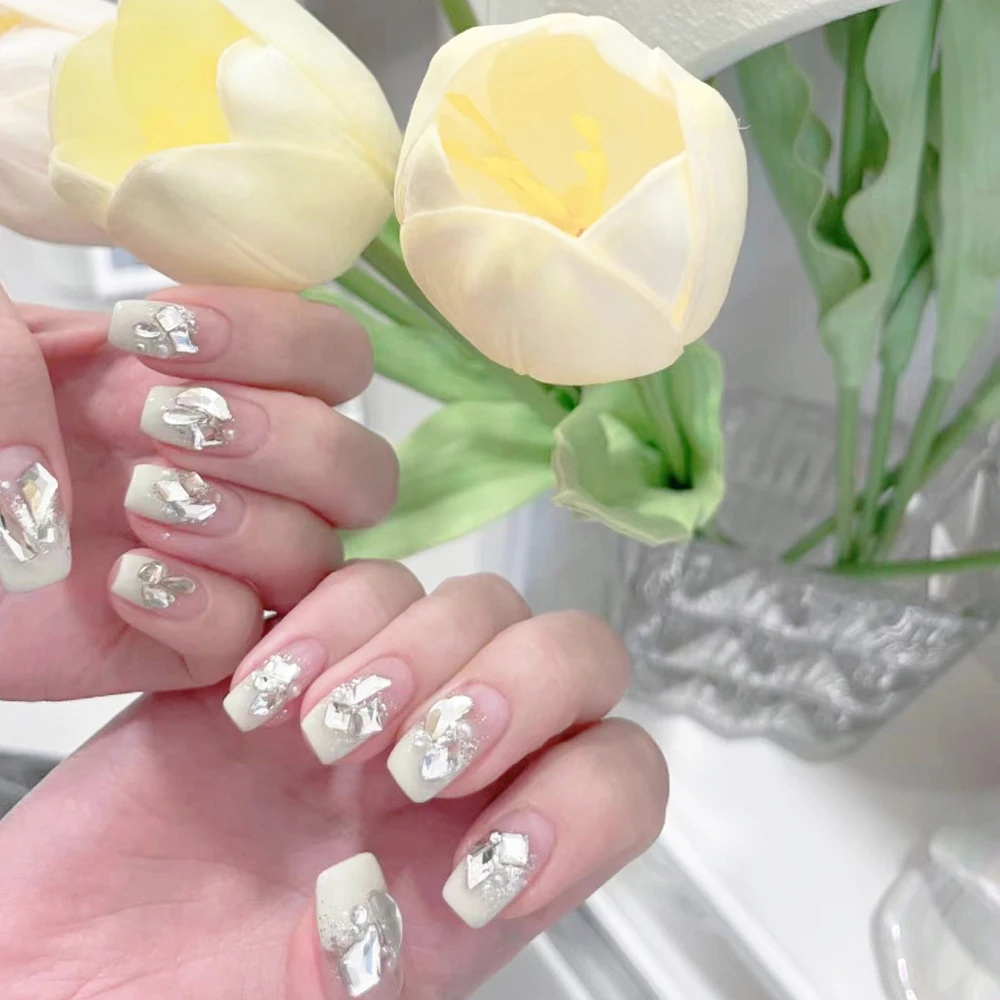 12 griglie Clear Mixed size Nail Art strass Crystal 3D Glitter Non Hotfix Diamond Decoration accessori per unghie