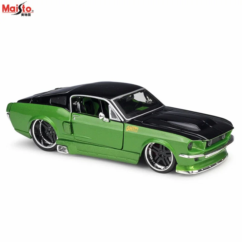 

Maisto 1:24 Modified car 1967 Ford Mustang GT Assembled simulation alloy car model crafts decoration collection toy tools