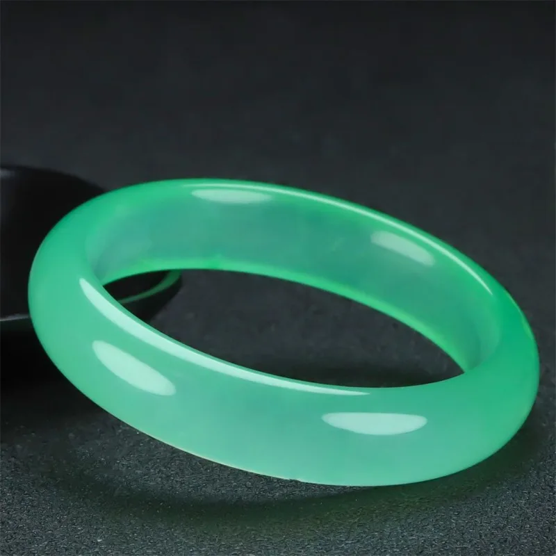 New Natural Ice-through Light Green Bracelet