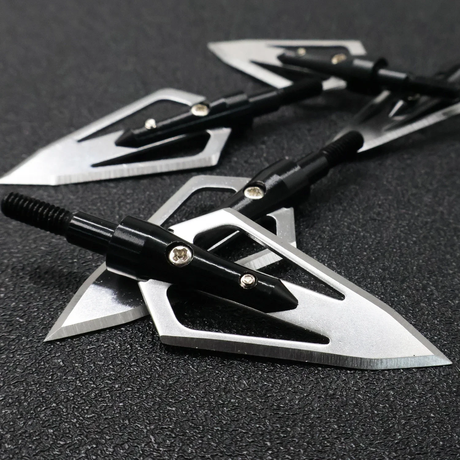 Dual Blade Fixed Broadhead Two Sharp Cutting Edges Wide Triangle Head Threaded Base One Piece for Compound Bow Hunting Arrows