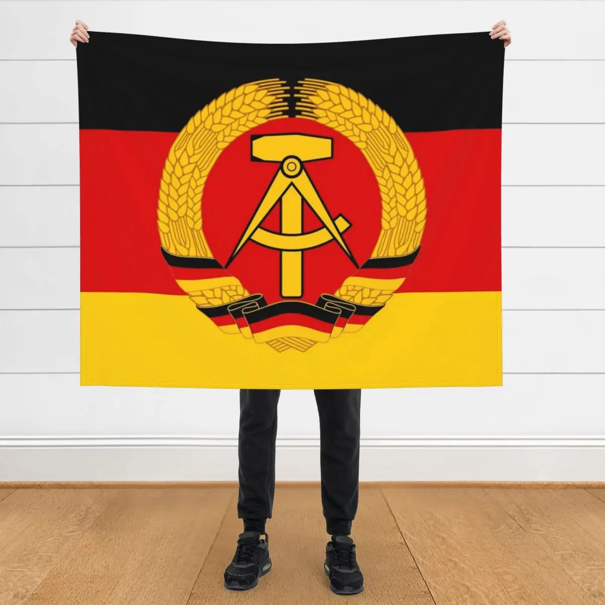 

DDR Flag Throw Blanket Comforter Bed Fashionable Decorative Beds Designers Blankets