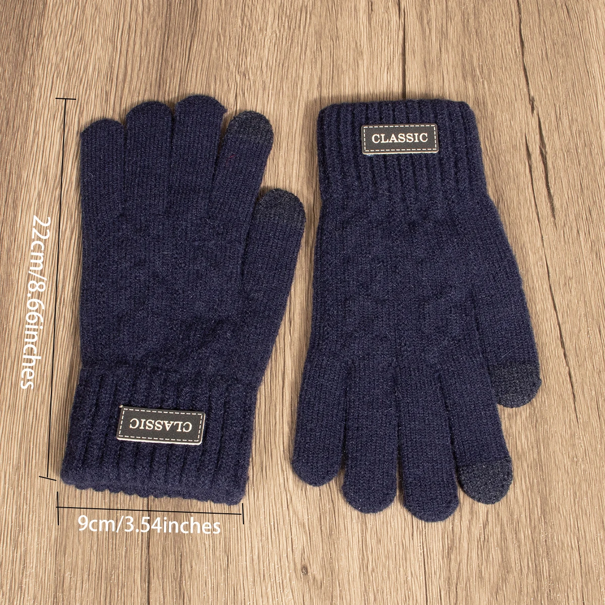 Fashionable Unisex Knitted Touchscreen Gloves Fleece Lined Winter Gloves Classic Leather Tag Knit Mittens For Men And Women