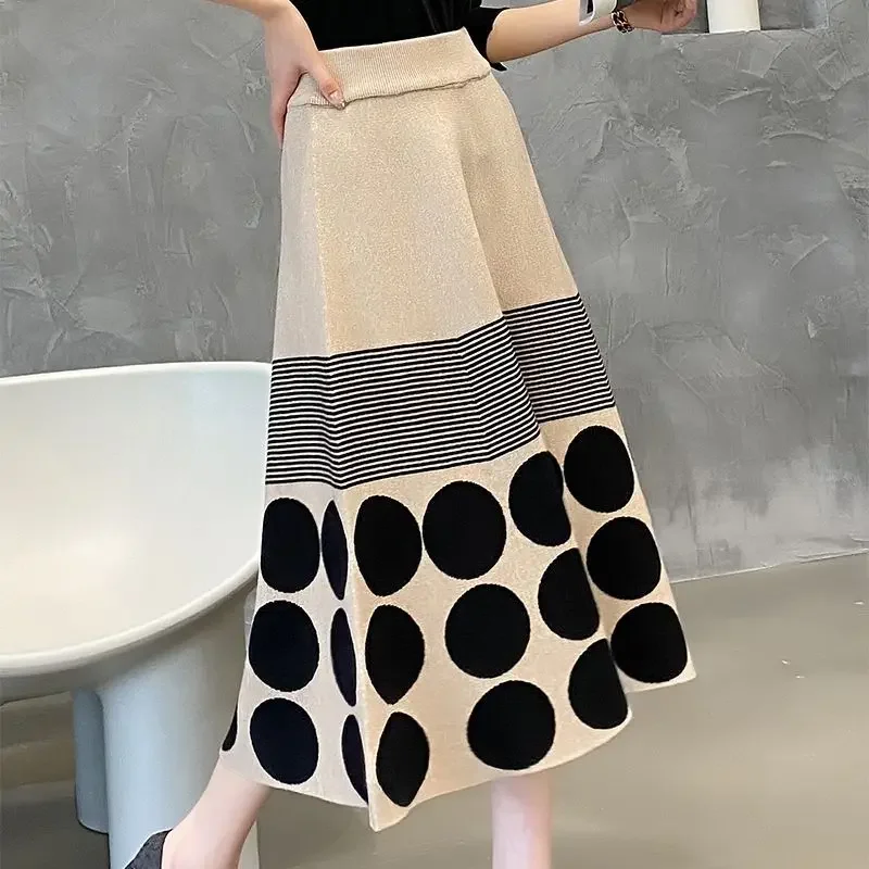 

modern polka dot knitted high waisted skirt for women 2024 new autumn and winter elastic A-line pleated skirt trend