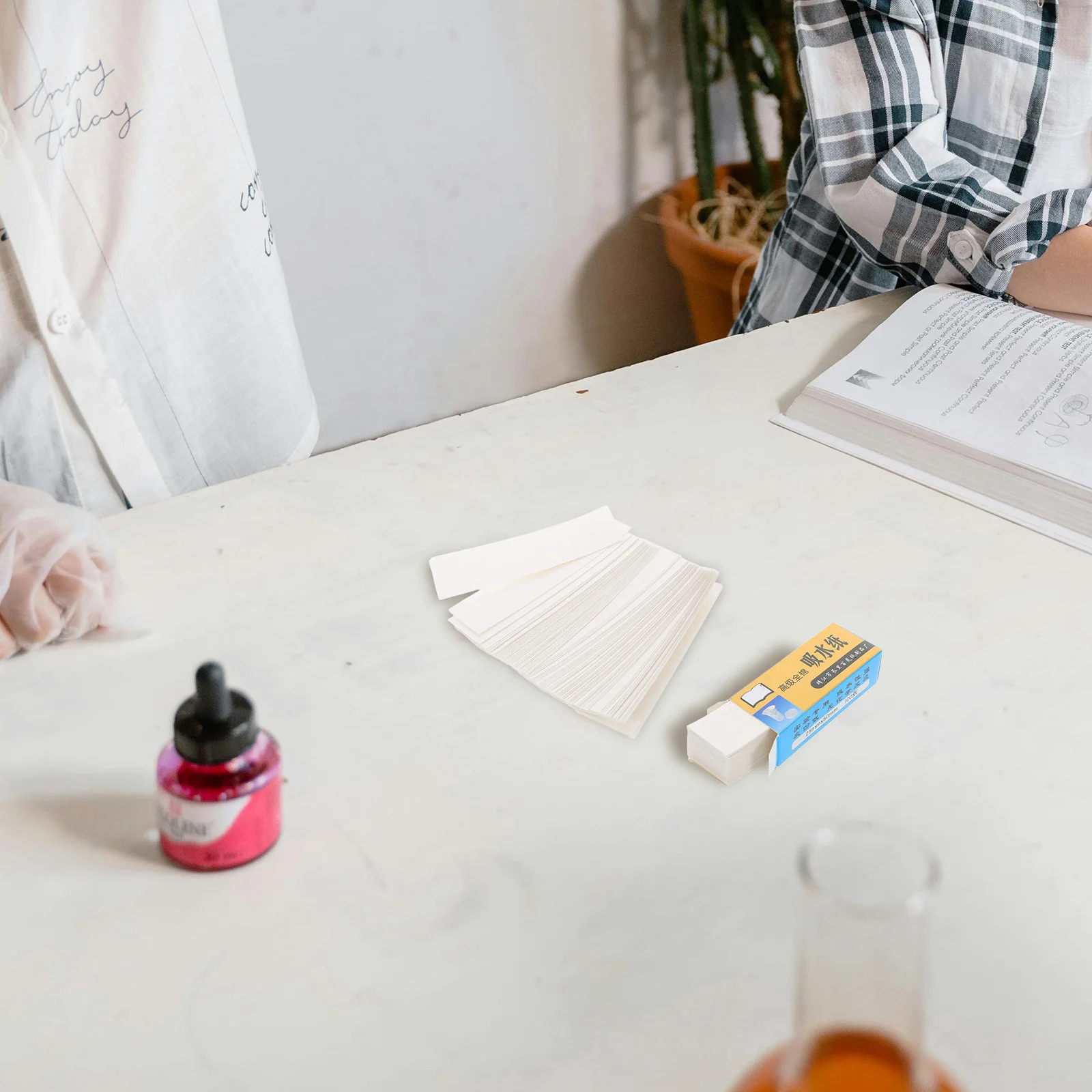 200 pezzi di carta assorbente da laboratorio materiale durevole ad alta assorbimento consistenza morbida in spugna per esperimenti biochimici laboratorio di chimica