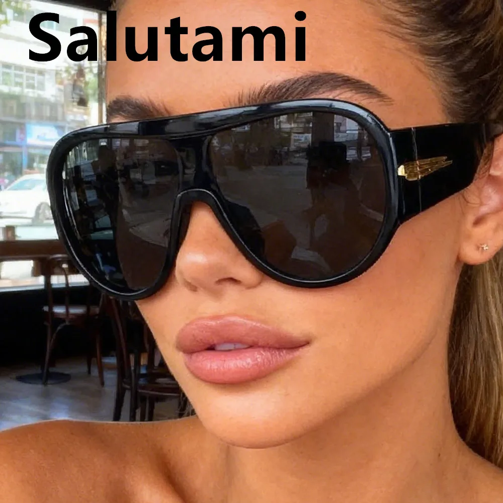 2026 New Fashion One Piece Square Large Sunglasses for Women Men Vintage Brand Black Gradient Stripe Sun Glasses Outdoor Eyewear