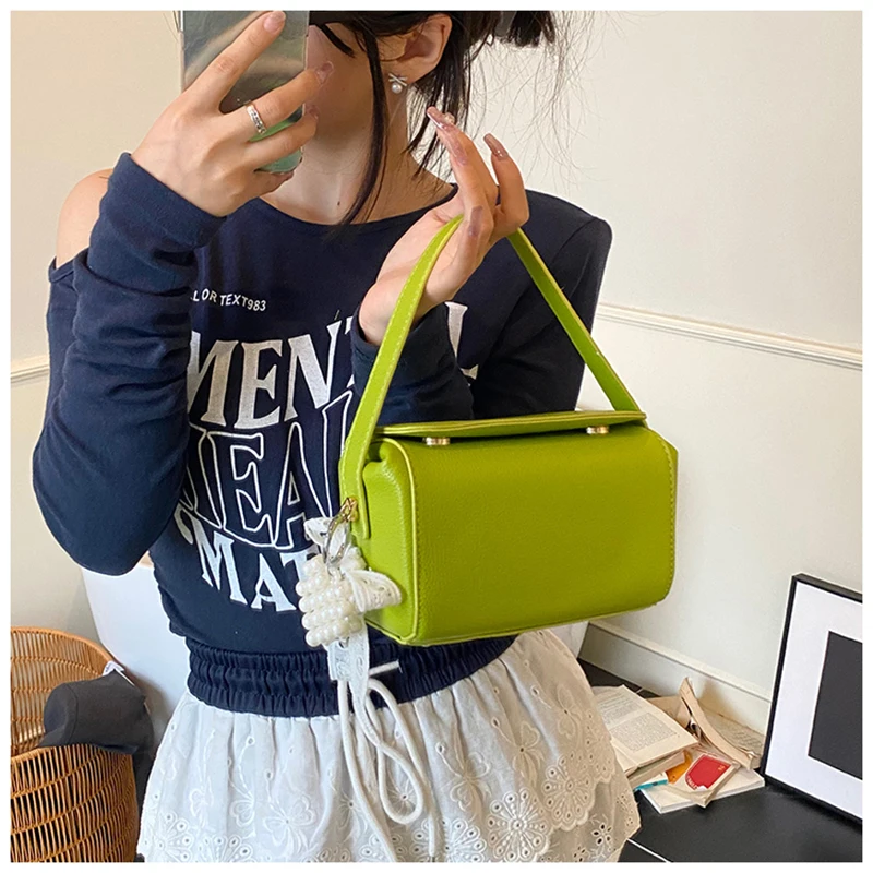 

Роскошные дизайнерские женские сумки, новые летние универсальные темпераментные сумки через плечо, модные нишевые сумки, маленькие квадратные сумки