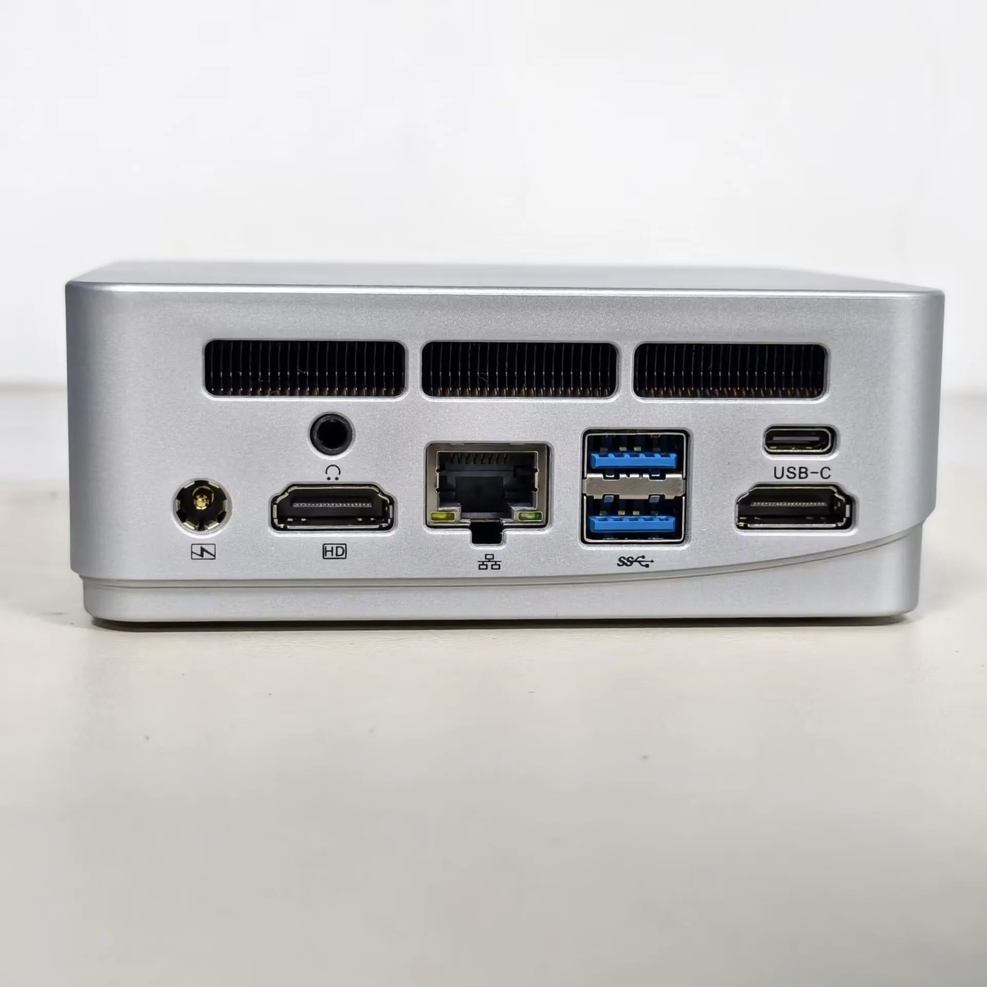 AMD R5-5700U 미니 PC 컴퓨터 16GB DDR4 RAM 512GB SSD 듀얼 4K 지원 USB 3.0 윈도우 10/11 비즈니스용 썸네일 2