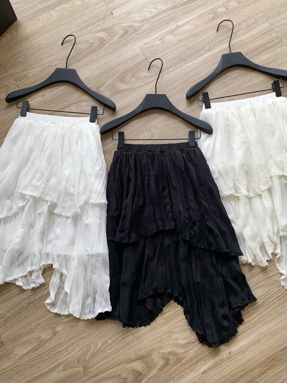 

Korean Style High Waist Asymmetrical Lace Splicing Layered Cake Skirt Women's Summer Pleated Versatile Short Skirt