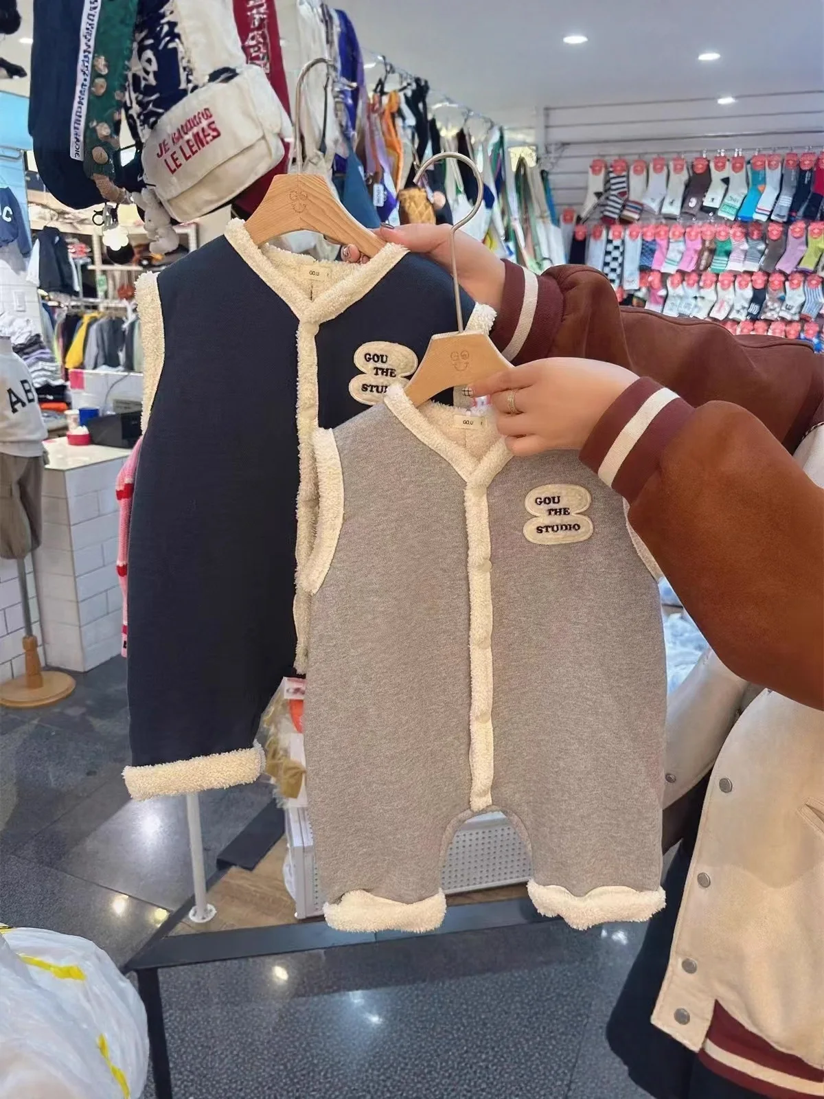 2025 شتاء جديد طفل بلا أكمام رومبير دافئ زائد المخملية سميكة الرضع الصبي أفخم سترة بذلة طفل الفتيات وزرة غير رسمية #5