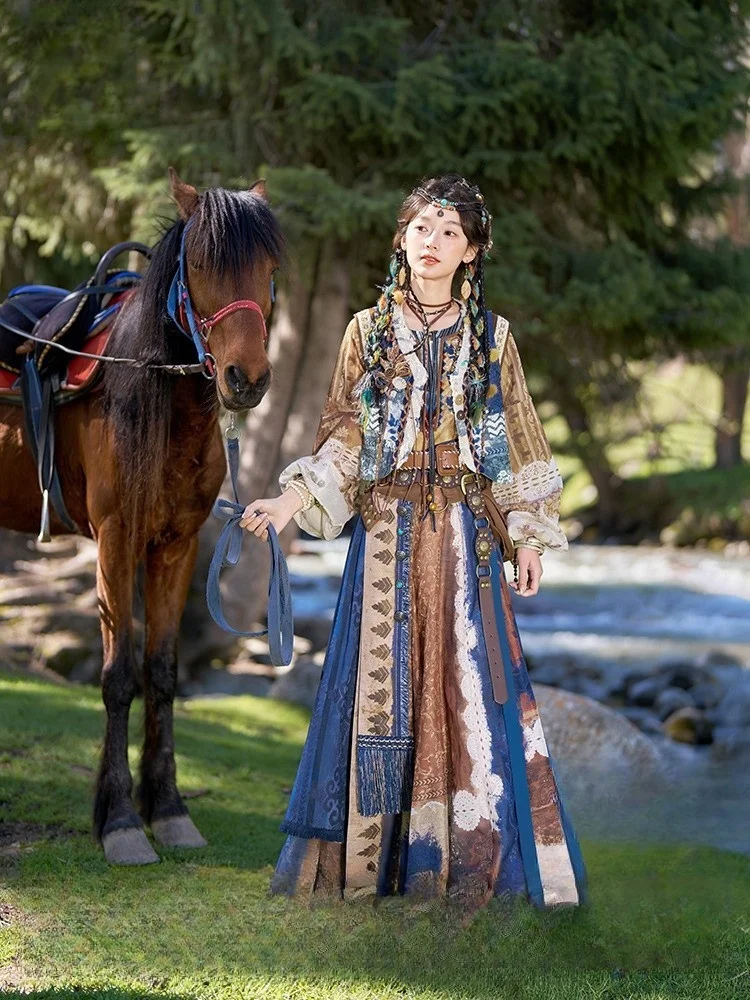 

Экзотический стиль, вышитый жилет, блузка с круглым вырезом, рваная юбка Hanfu для женщин