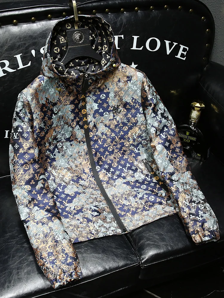 

Модная мужская куртка с капюшоном, с цветочной вышивкой, приталенного кроя, для весны и осени, стильная, дышащая, в уличном стиле