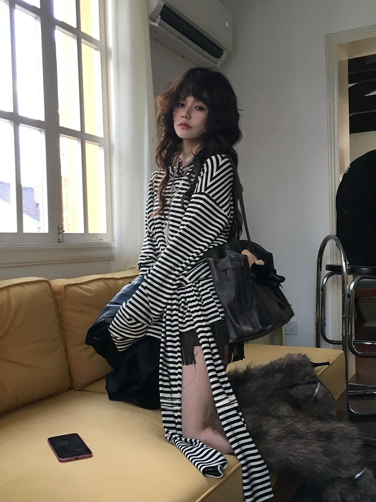 

Летняя тонкая футболка Forlions Lazy Stripe Knitwear с длинным рукавом, круглым вырезом, поясом с перекрестным дизайном, в корейском стиле, для повседневной носки, стандартной длины