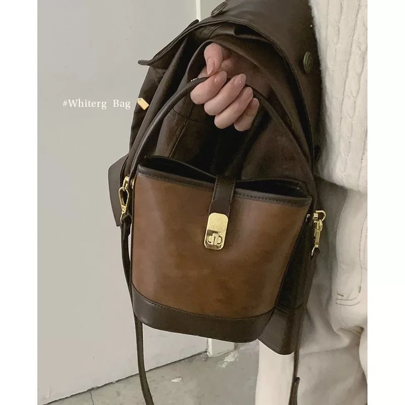 2024 Women's Melad Handbag New Fashionable Retro Bucket Bag Multi functional High end Crossbody Bag Buckle+Zipper Women's Bag