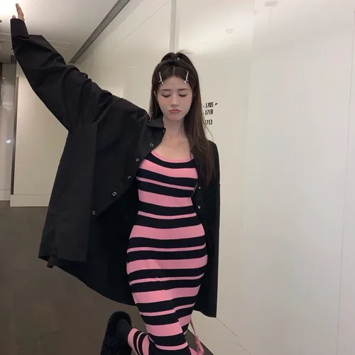 한국어 줄무늬 Knittank 드레스 여성 의류 여름 섹시 슬리밍 Bodycon 스커트 중간 길이 탱크 탑 멜빵 