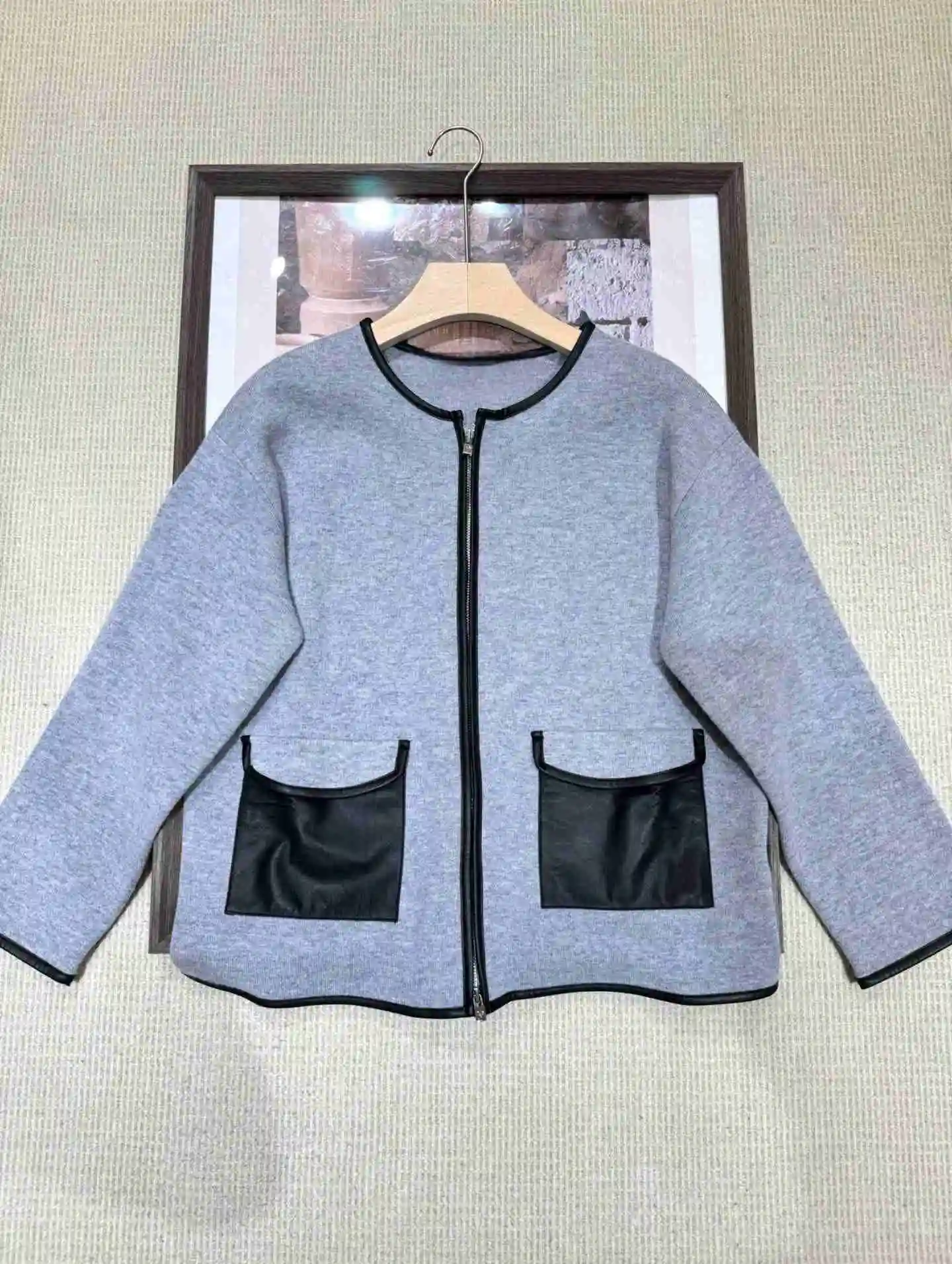 

2024 New Genuine Leather Pure Cashmere Cardigan Winter Women's Coat