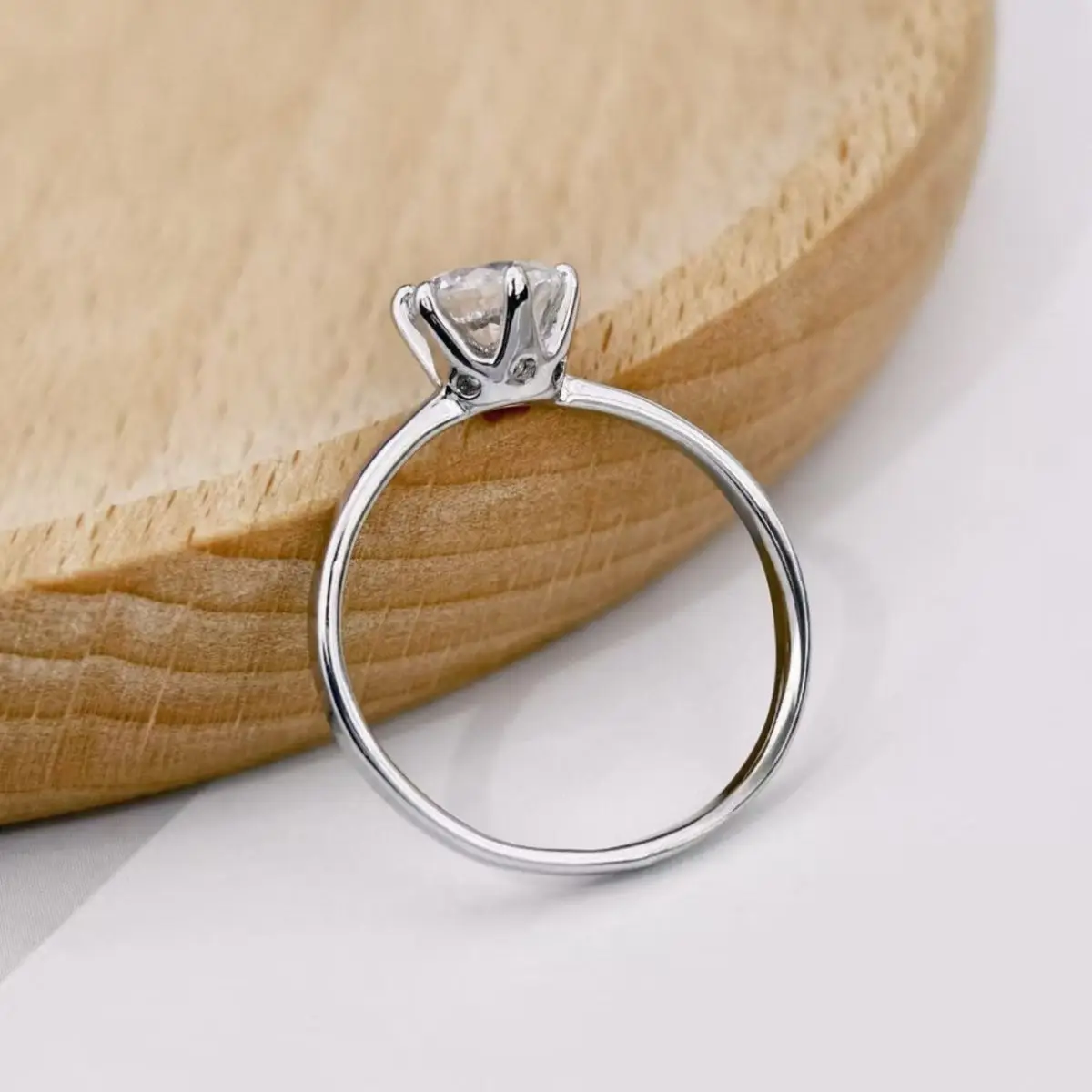 Classic Simple 925 Sterling Silver Moissanite Six Claw Ring, Light Luxury Engagement and Proposal Ring, Ladies' Birthday Gift