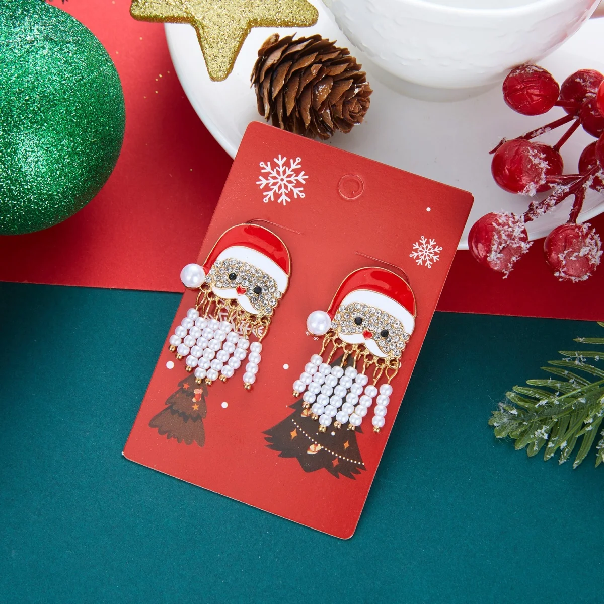 Kreative, niedliche Weihnachtsmann-Ohrstecker mit simuliertem Perlenquastenbart für Frauen, Strass-Weihnachtsmann-Ohrringe, Weihnachtsparty-Schmuck – Detail 25