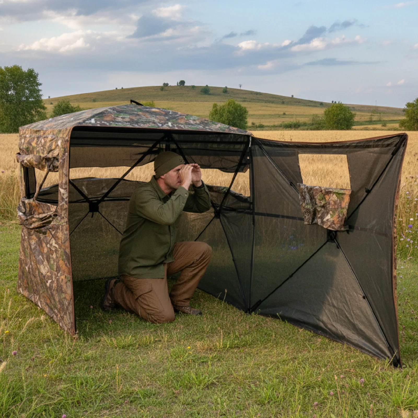 

Camouflage Pop-Up Hunting Blind Easy Setup Ground Shelter Outdoor Camo Blind with Storage for Deer Turkey Duck Archery Season