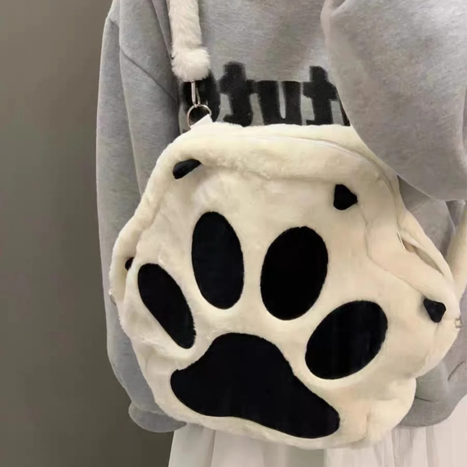 Cute Cat Claw Plush Backpack, Anime Schoolbag, Kawaii Fluffy Crossbody Bag - Adorable & Stylish for Women!