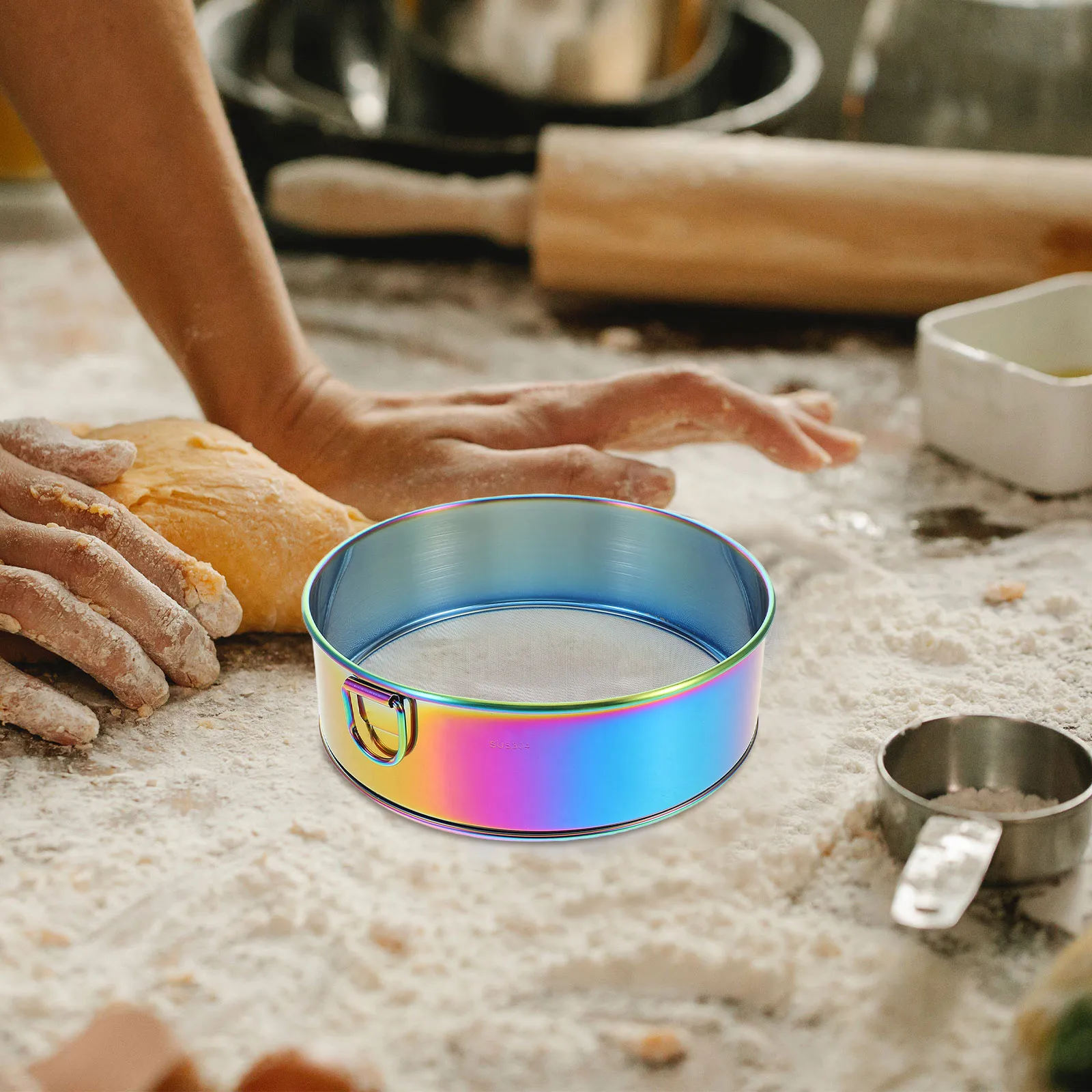 

Stainless Steel Flour Sieve Fine Mesh Strainer Manual Baking Sifter Round Kitchen Bar Tools Dry Ingredients Filter
