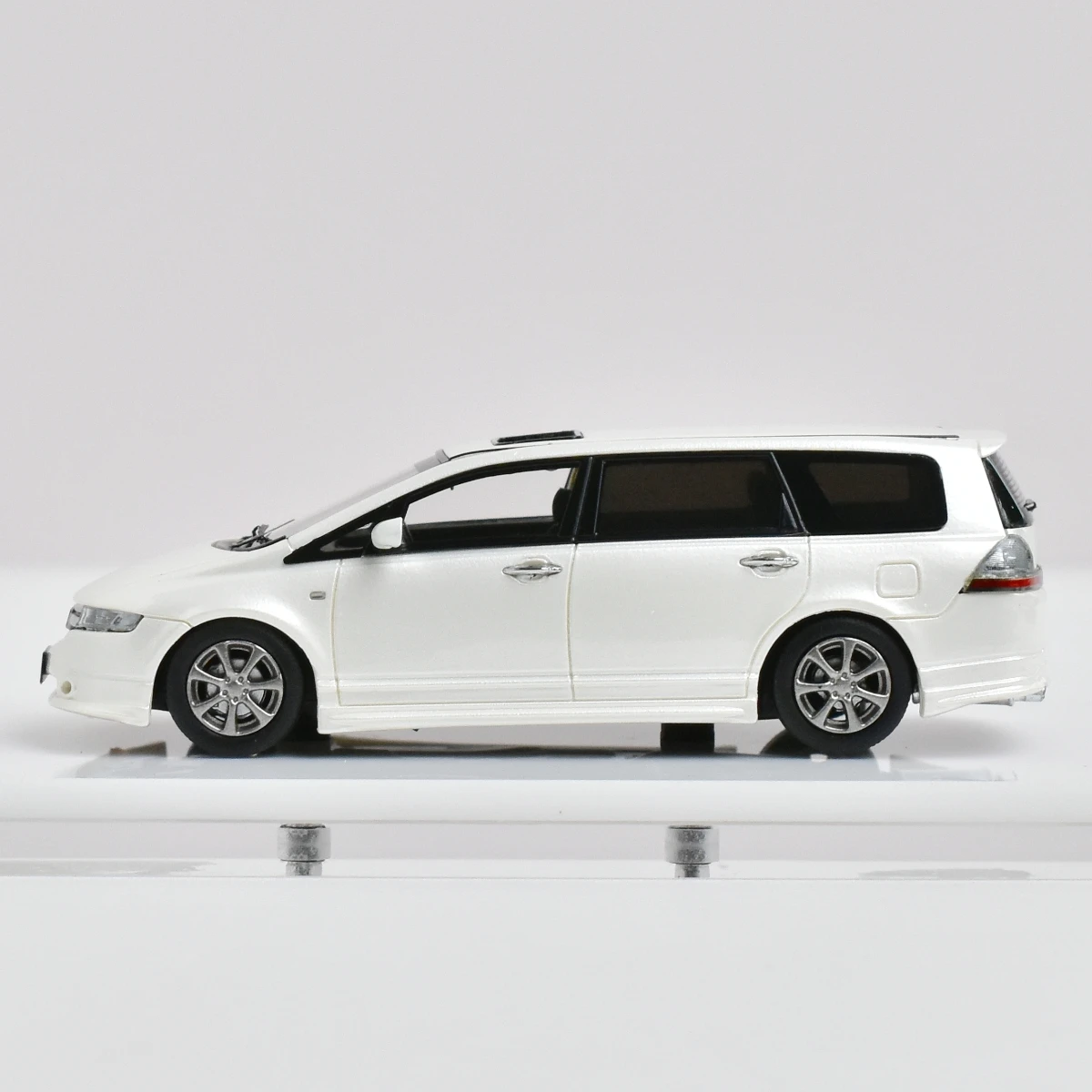 Stance Hunters SH 1:64 Odyssey Resin Diecast Model Car