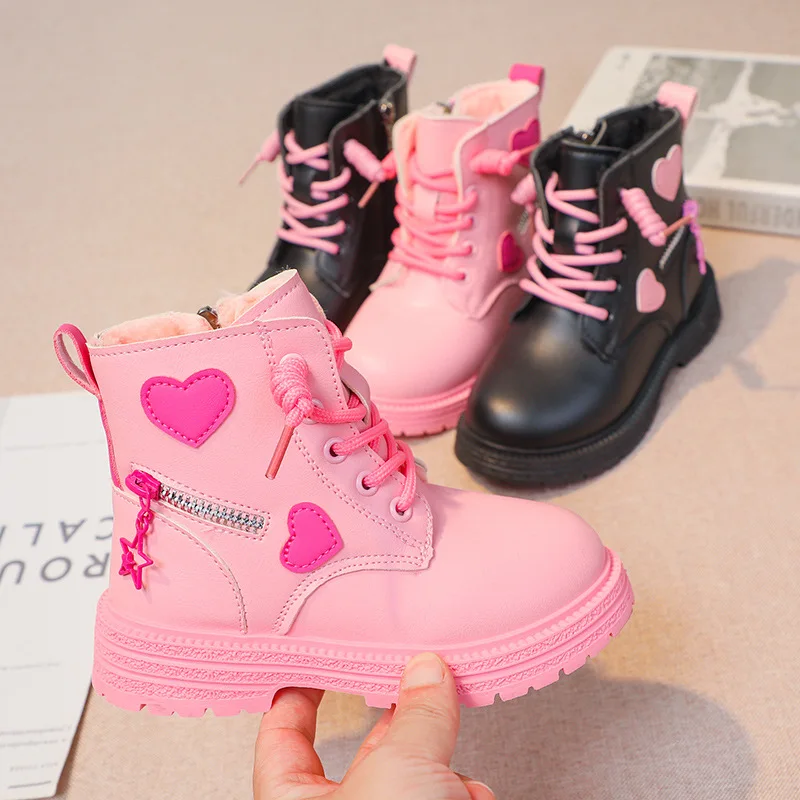 

2026 Ботильоны для девочек в британском стиле, ботинки из кожи и хлопка для малышей, весенне-осенняя повседневная модная обувь для маленьких девочек