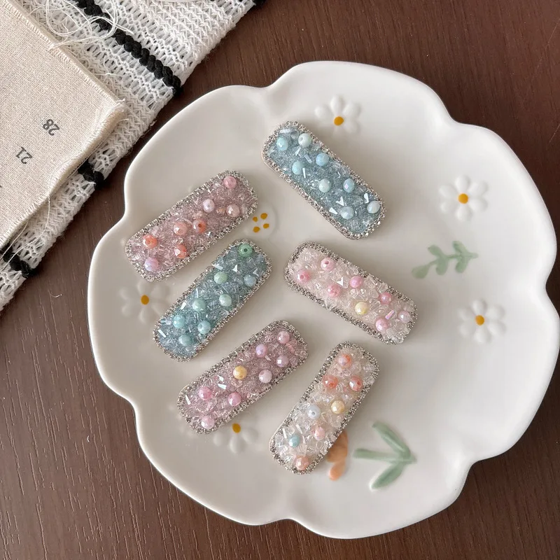 

Snap Hair Clips for Girls 4cm Sweet Rhinestone Pearl Princess Side Bangs Nonslip Lightweight Daily Hair Accessories