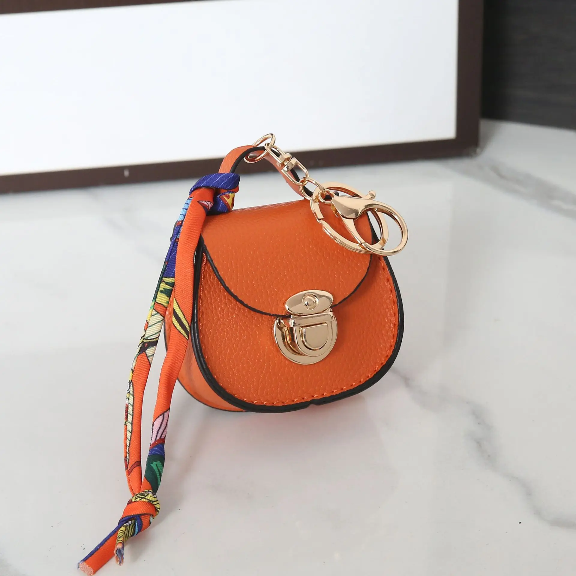 Mini Shell Wallet for Women Versatile Fashion Coin Purse Earphone Bag Storage Women's Small Bag Pendant