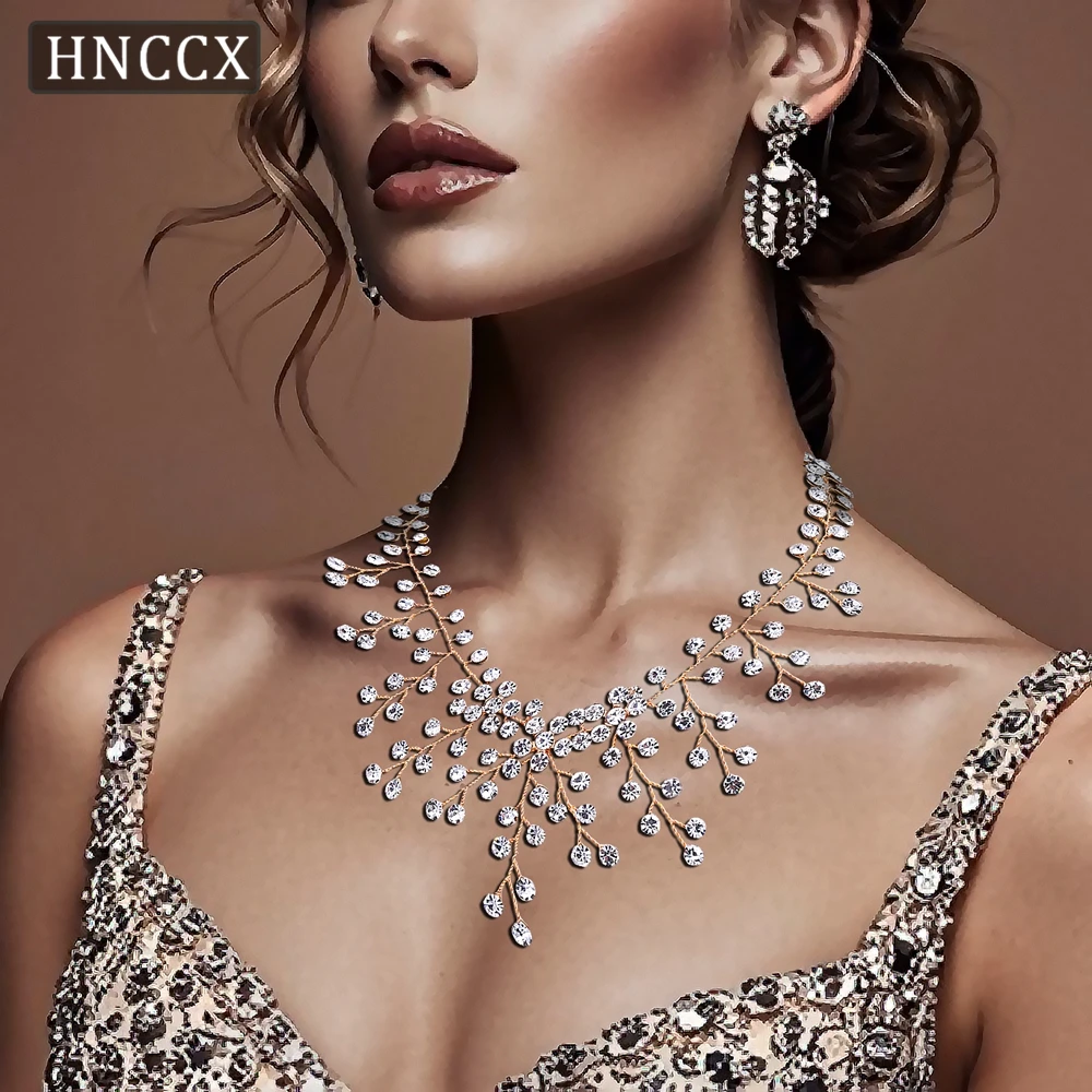 HNCCX Bridal Luxury Rhinestone Necklace Elegant Women Party And Wedding Necklace Sparkling Ladies  Colorful Collar CN01